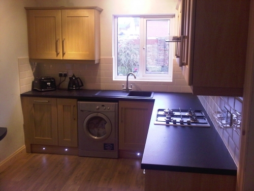 Main Kitchen Pic 1