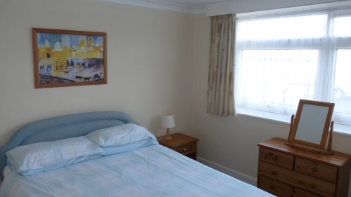 Double bedroom in 2 bedroom ground floor flat