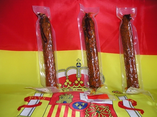 Cured Iberian Chorizo 1st quality pata negra for slicing (100%Black-footed Iberian pig) Packaged in 350 Gr bag approximately.?Gluten & Lactose Free.