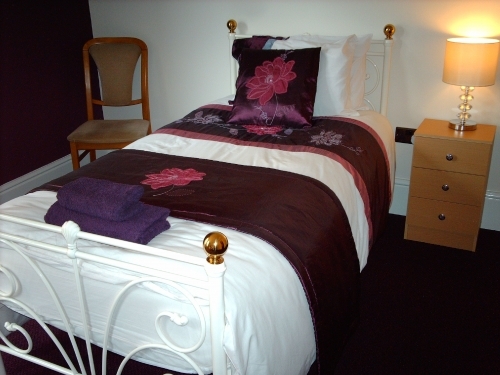 Single Room At Crittlewood Guest House For Only £30 Per Night