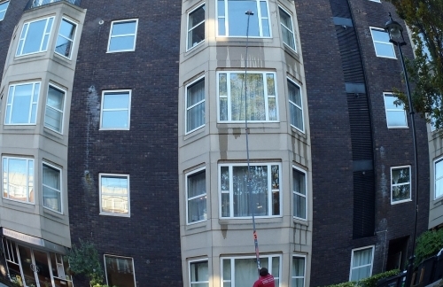 Window cleaning at 3rd floor
