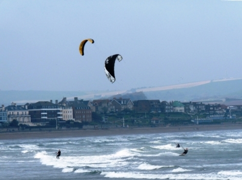 Kite Surfing in Weymouth Bay - viewed from Aaran Guesthouse