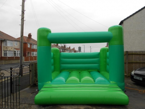 bouncy castle hire 