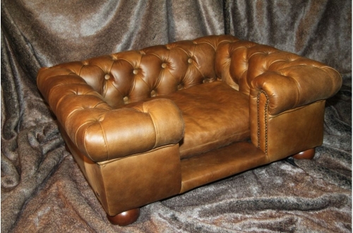 Balmoral sofa in natural leather